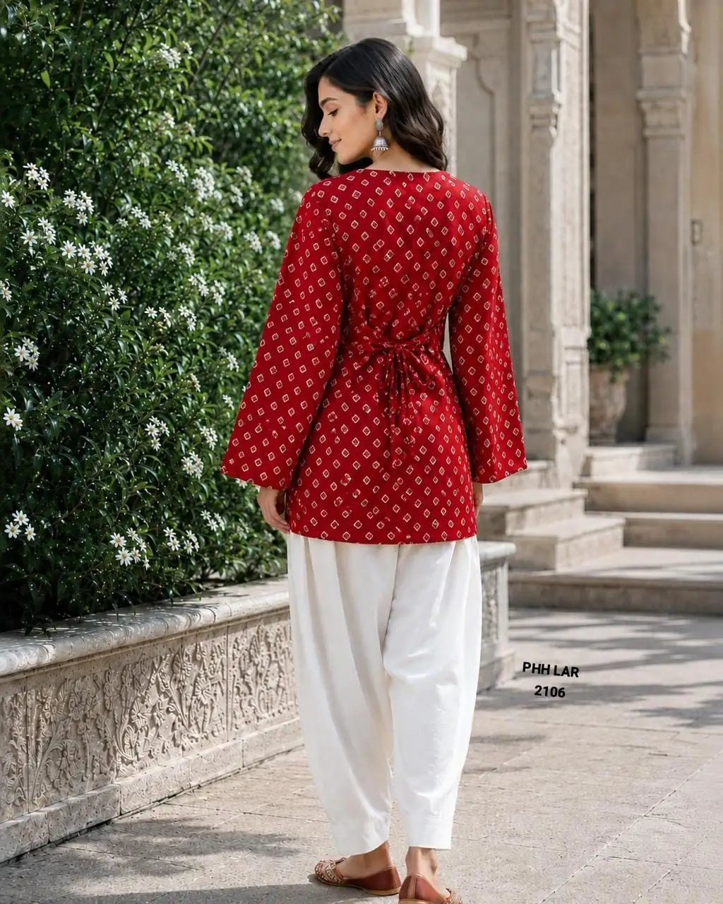 Heritage Pure Cotton Bandhej Print Sleeveless Kurti